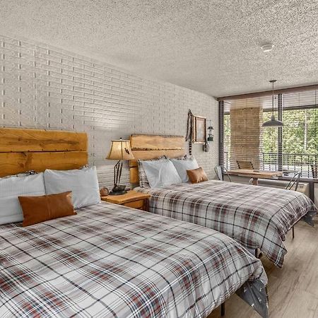 Stonegate Lodge 2 Queen Beds Wifi Tv Salt Water Pool Fire Pits #303 Юрика Спрингс Экстерьер фото