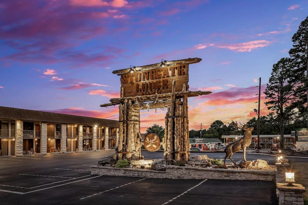 Stonegate Lodge 2 Queen Beds Wifi Tv Salt Water Pool Fire Pits #303 Юрика Спрингс Экстерьер фото